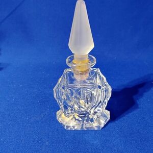 Elegant Crystal Perfume Bottle